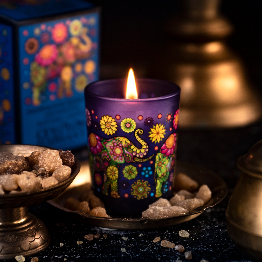 Натуральная ароматическая свеча "ЛАДАН И ЛАЙМ"