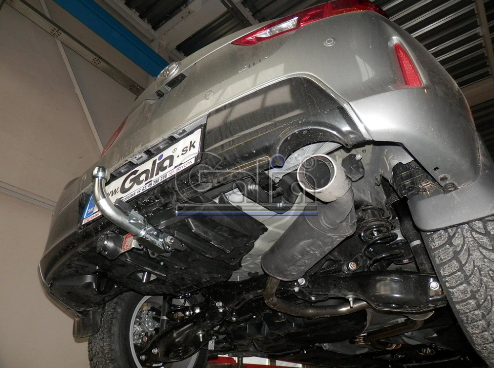 Оцинкованный фаркоп на Toyota Auris хетчбек 2007-2013, 2013-2018 (без электрики), Galia T056A