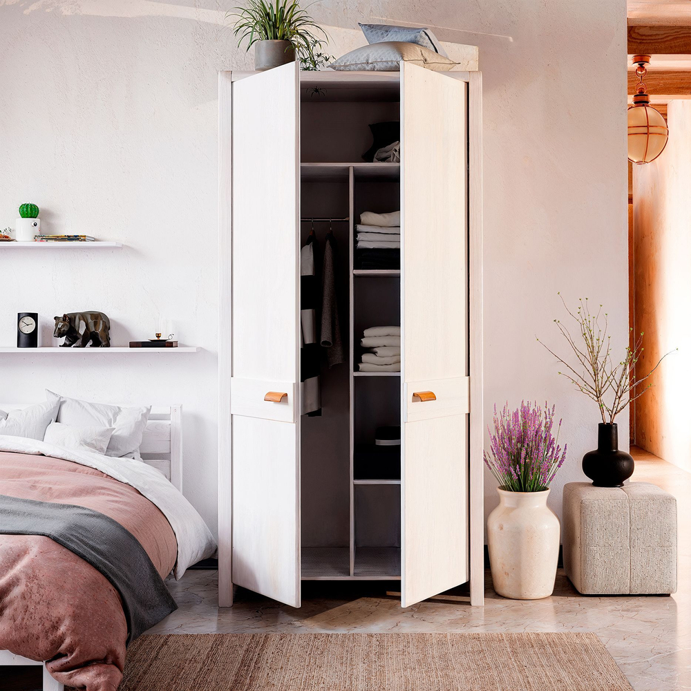 Шкаф 2 двери Мадейра 104х59х211 см из массива сосны, с полками и штангой