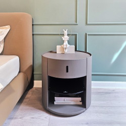 Статуэтка Happy Girl