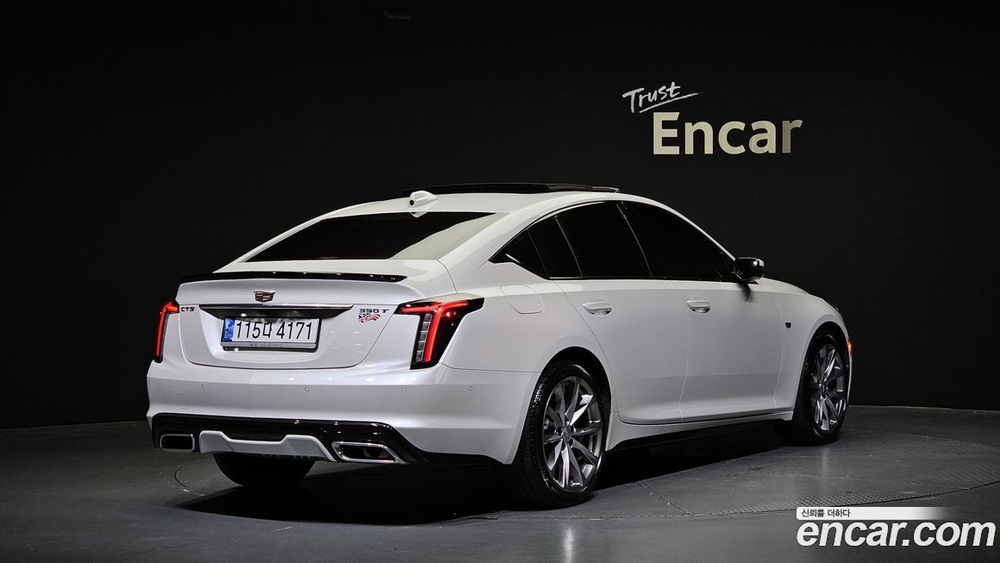 Cadillac CT5 2.0 Sports (11.2023)