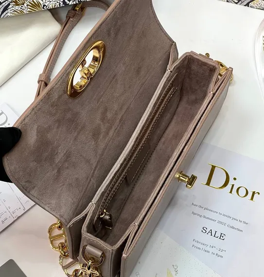 Сумка Dior 30 Montaigne Avenue бледно-розовый