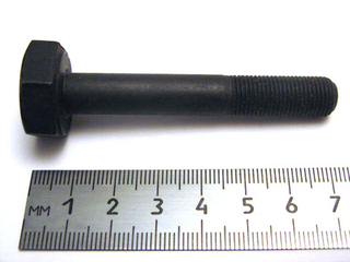 Болт10х 65х1 рулевой рейки 2108 черный (ОАО «БелЗАН»)