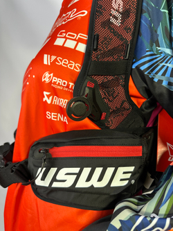 Рюкзак с защитой спины USWE FLOW 16L MTB Protector Pack, Red