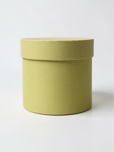 Плотная шляпная коробка с крышкой без лент. Цвет; Нежно желтый.