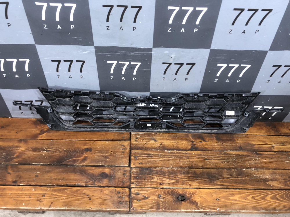 Решетка радиатора Kia Seltos 19-нв Б/У Оригинал 86351Q5000