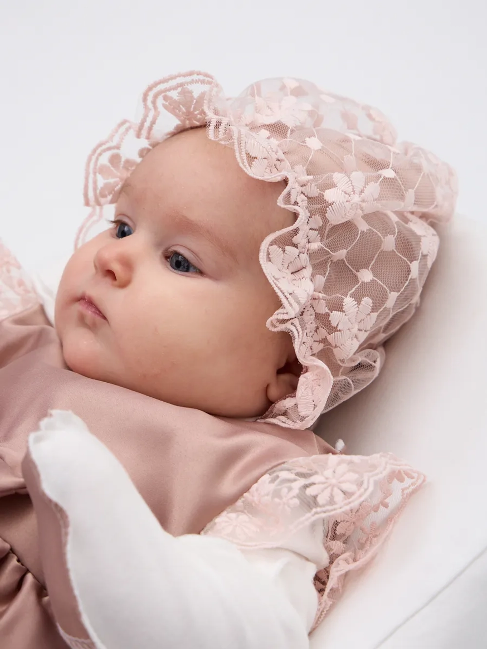 Конверт на выписку новорожденного весна