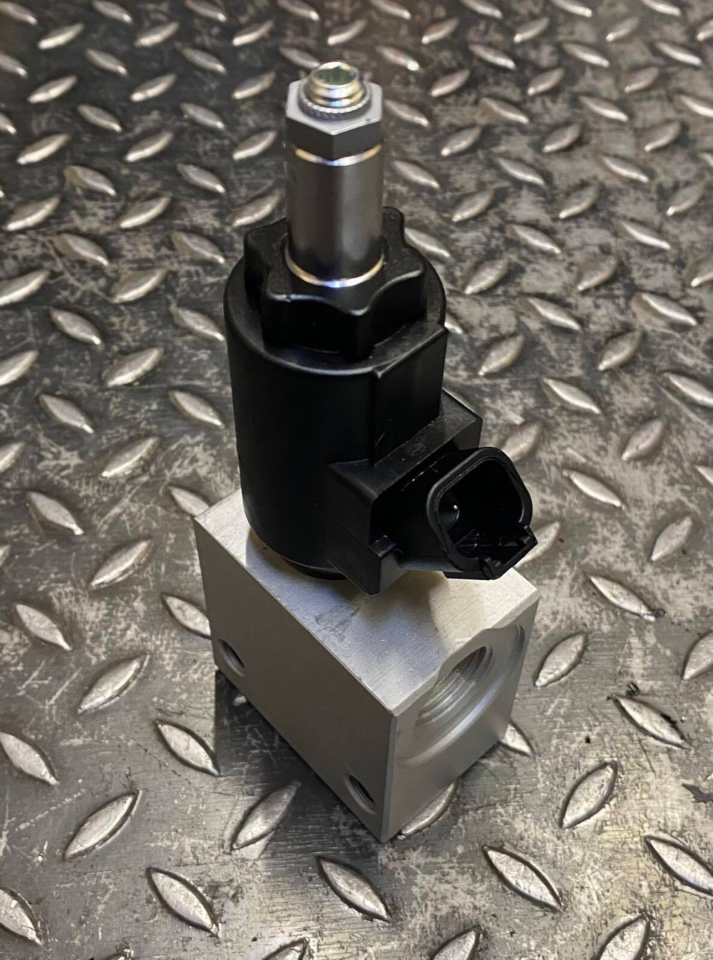 Клапан предохранительный 14616531