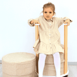 🛏️ Стойка для хранения с подушками — где книги и уют не конкурируют, а дружат 🤝📚