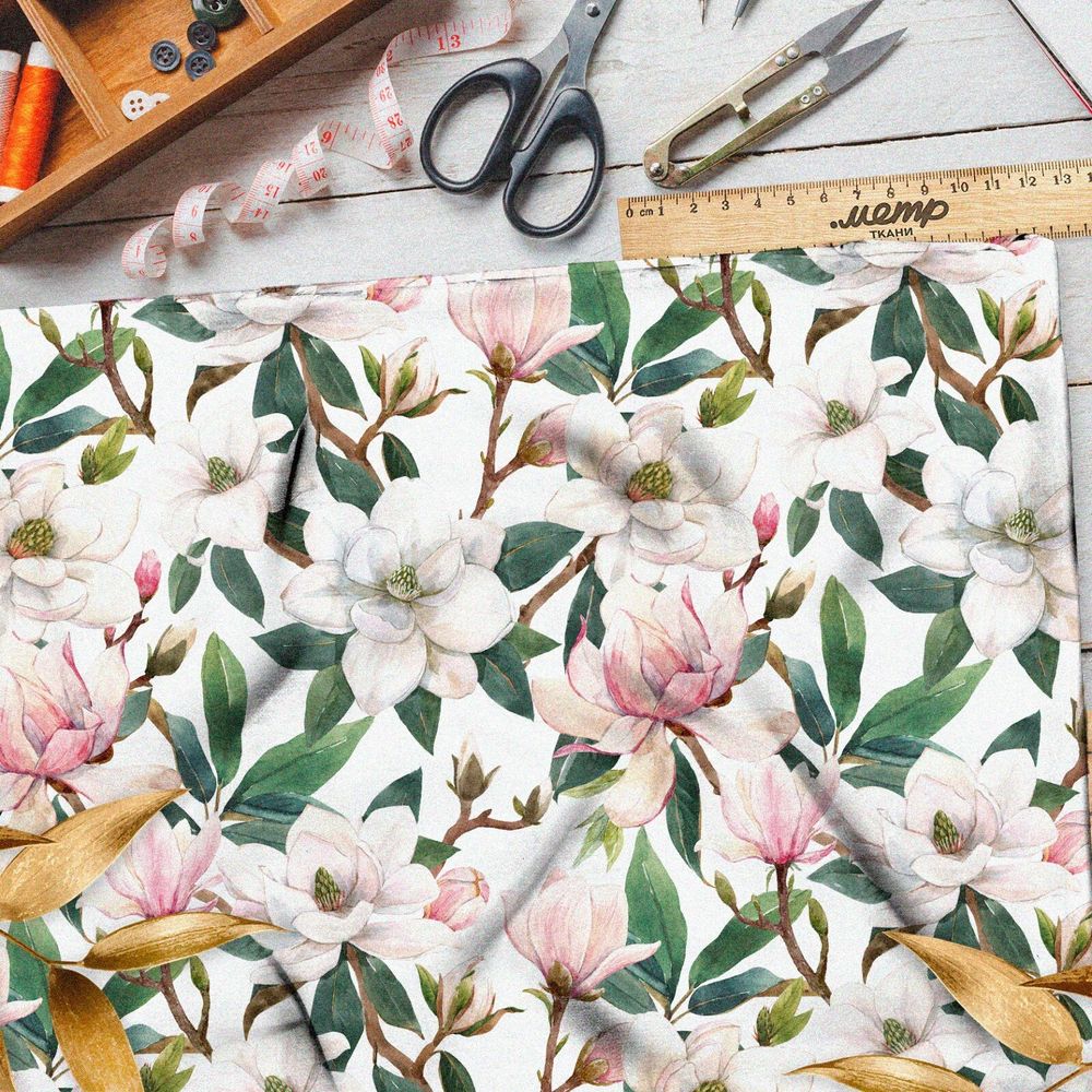 Ткань кулирная гладь пышные бело-розовые цветы