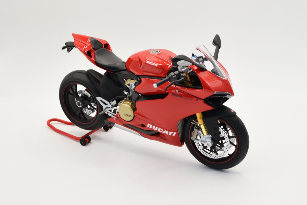 Краска лаковая HobbyLink Ferrari Rosso Corsa HP-1001