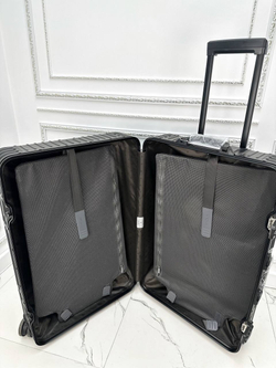 Чемодан Rimowa M