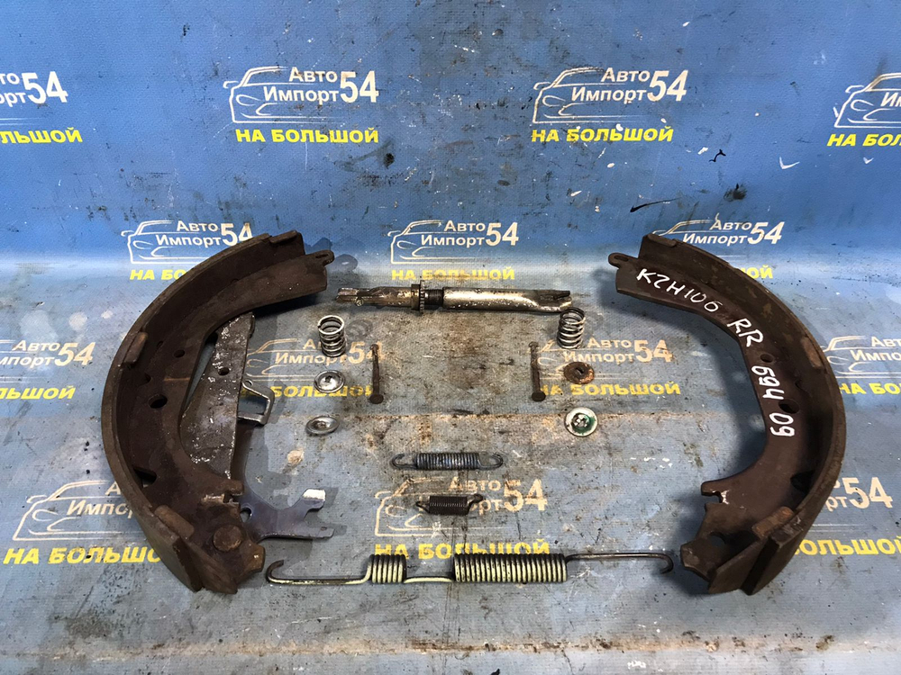 Механизм стояночного тормоза TOYOTA HIACE 1993-1999