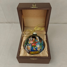 Коллекционный елочный шар с круговой росписью "Волшебное кольцо" в футляре