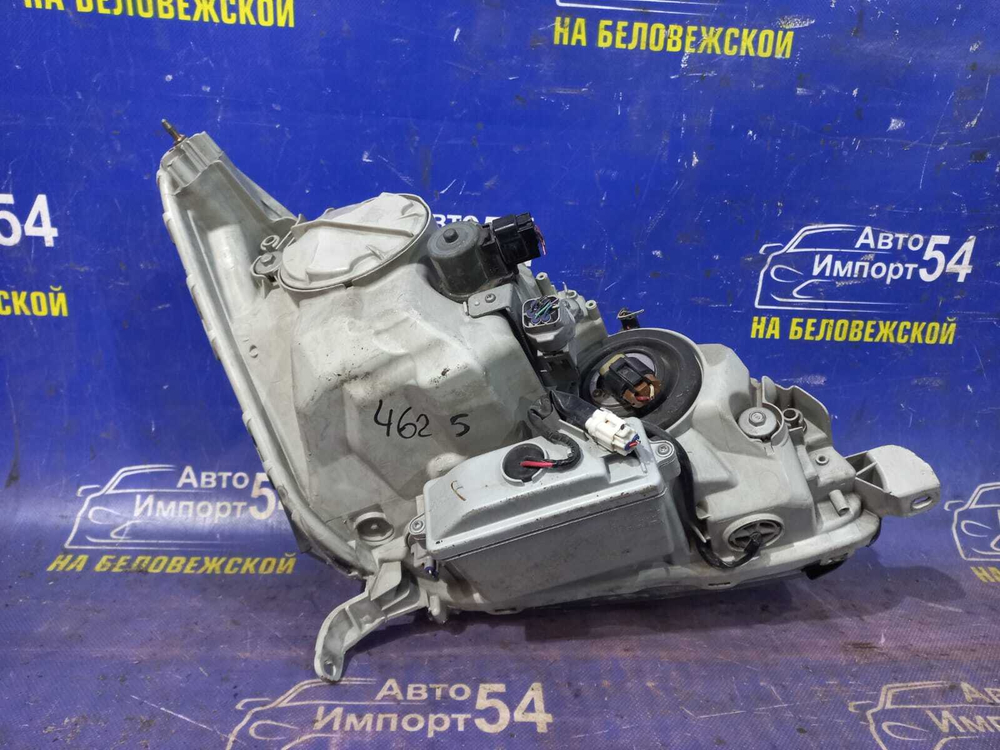 Фара передняя левая TOYOTA CELSIOR 2003-2006