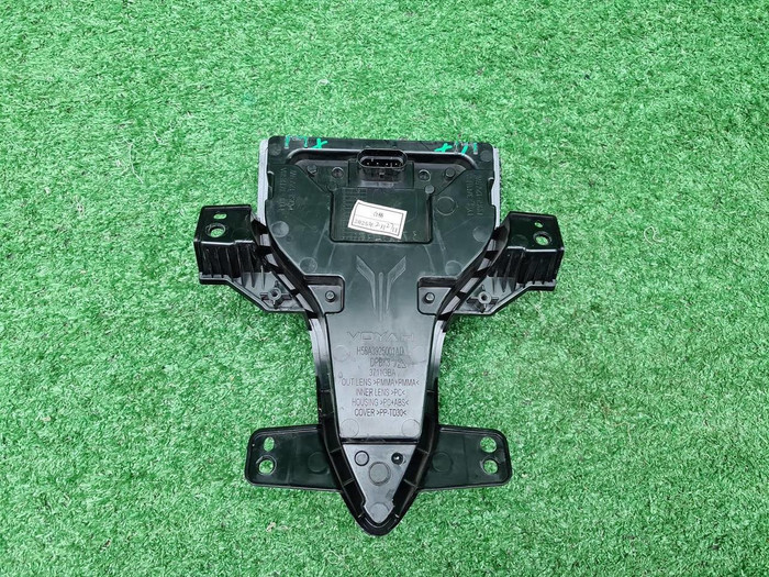 Эмблема решетки радиатора Voyah Dream (2021-н.в.)