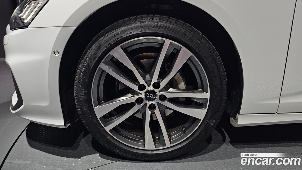 Audi A6 (C8) 40 TDI Premium (10.2023)