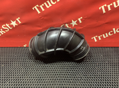 Патрубок воздушного фильтра 2023г