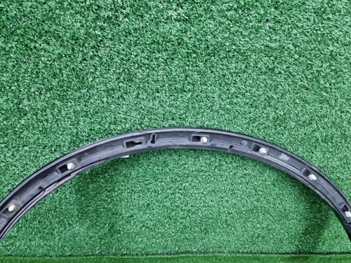 Расширитель передний левый Audi Q7 2 (2015-2019)