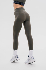 Легинсы с высокой талией и карманом