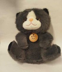 Yumşaq oyuncaq \ Мягкая игрушка \ Soft toys Pişik (boz, boyunbağılı)