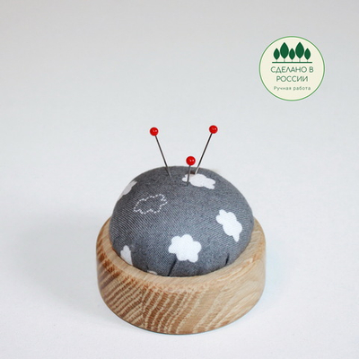 Игольница деревянная с подушечкой для иголок 6см