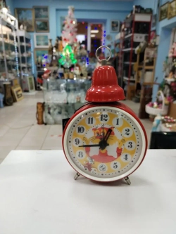 Часы будильник СССР Янтарь кот Леопольд