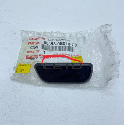 Заглушка омывателя фары правой 85353-0E010-C0 853530E010C0