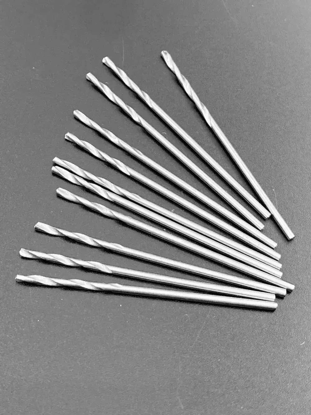 10 штук !!! сверло по металлу 1,2 мм , быстрорежущая сталь (HSS) с цилиндрическим хвостовиком