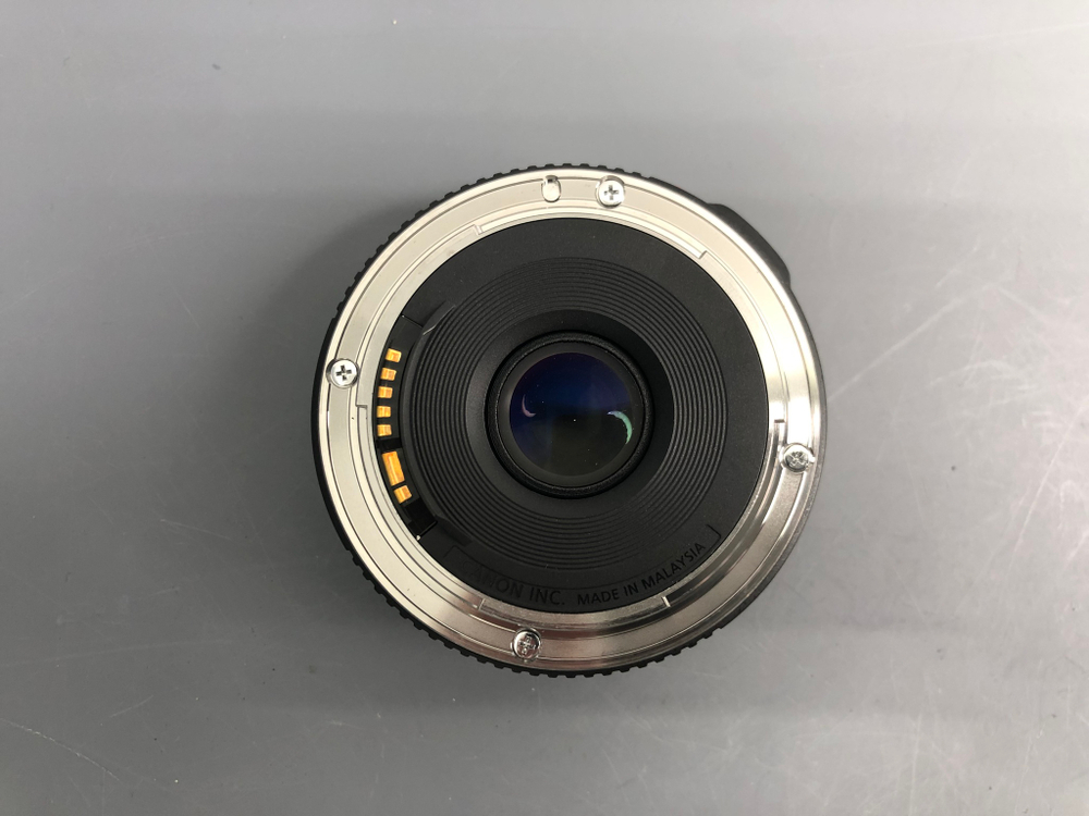 Canon EF 40mm 2.8 STM