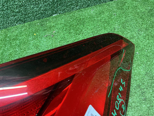 Фонарь правый внешний BMW X1 F48 (2019-2022)