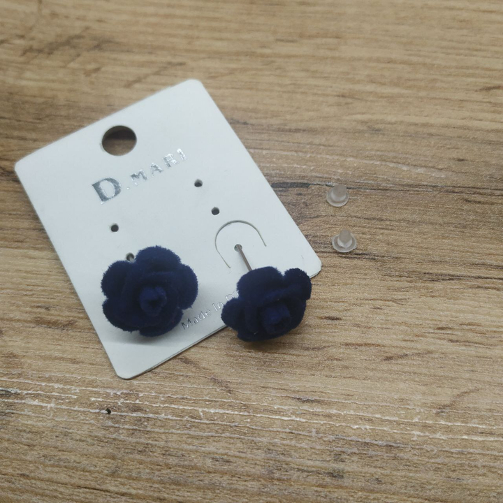 Серьги-гвоздики Роза бархатная цвет темно-синий