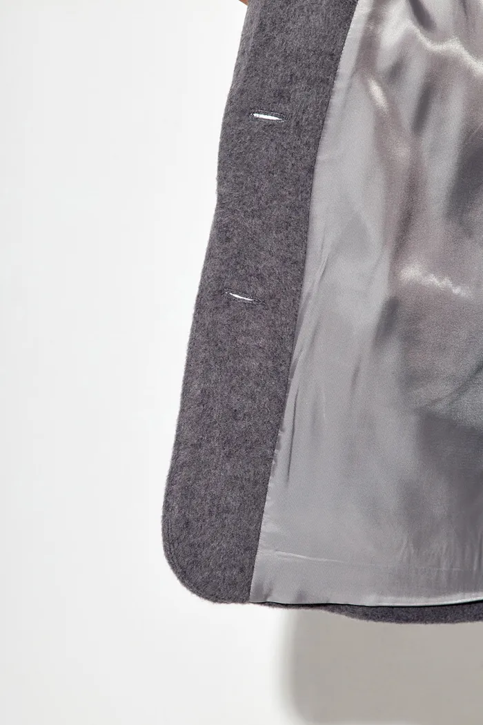 Пальто-пиджак с шерстью серого цвета