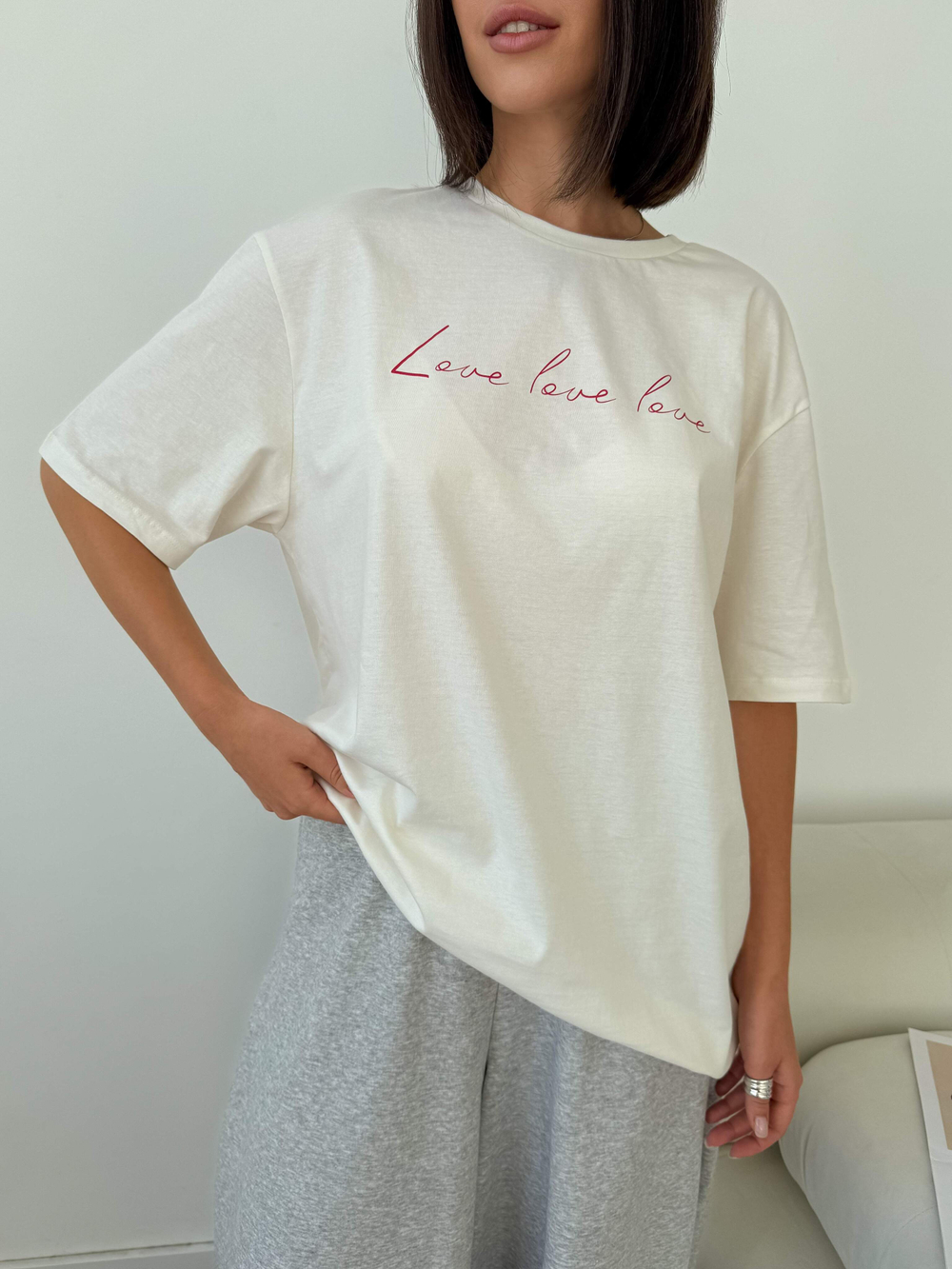 Футболка оверсайз с принтом длинная love