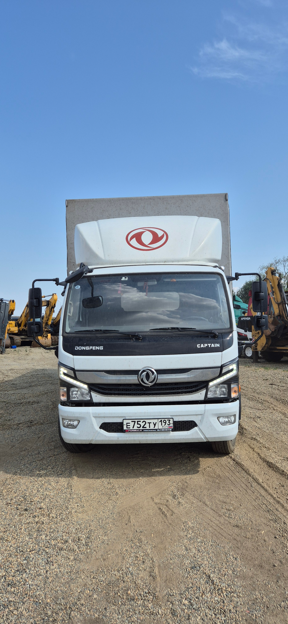 DongFeng C120 Бортовой (Евроборт) 47254C (Евроборт, дизельный, 3,8 л., 166 л.с., МТ)