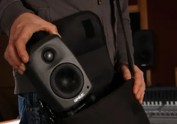 Genelec 8010AP