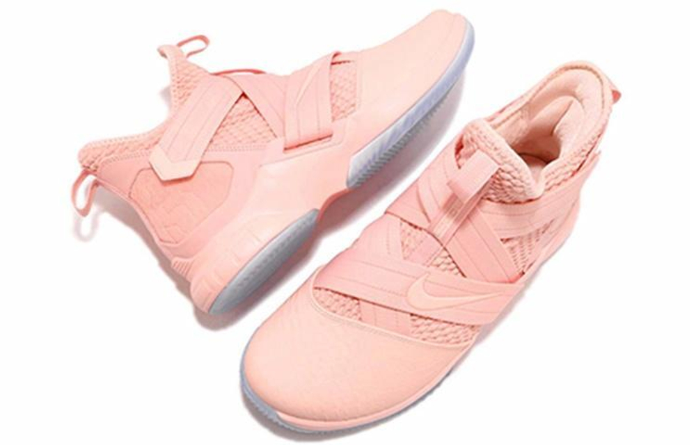 Кроссовки Nike Zoom Soldier 12 Lebro