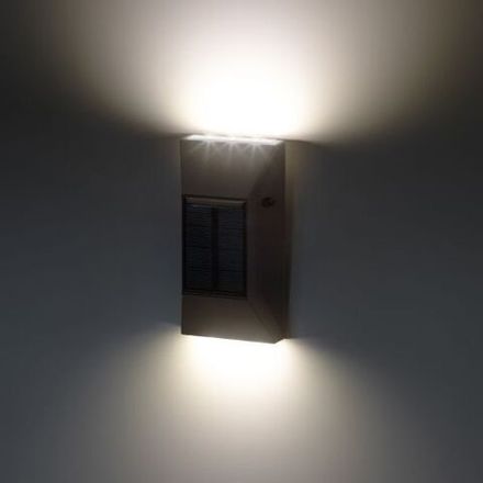 Светильник светодиодный ERAFS012-07 "ЭРА" 6LED 13х7х3см уличный настенный на солнечн. батарее Эра Б0057593