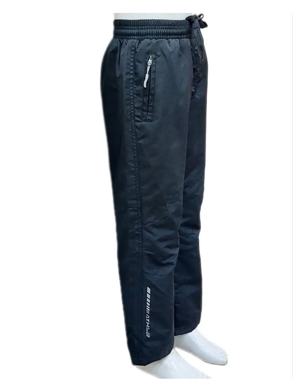 Брюки универсальные непромокаемые.