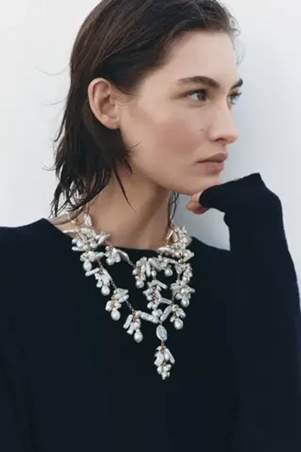 ZARA НАБОР ИЗ ДВУХ ОЖЕРЕЛИЙ С ИСКУССТВЕННЫМ ЖЕМЧУГОМ, ОТТЕНКИ СЕРОГО