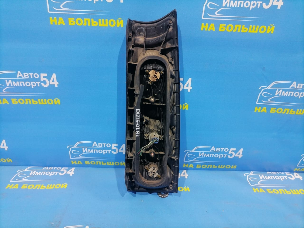 Стоп левый TOYOTA RAUM 2002