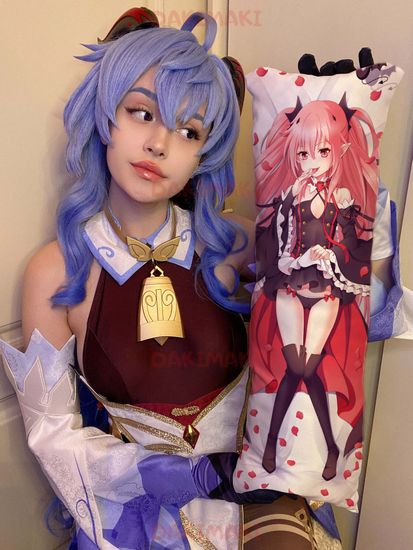 Мини дакимакура Крул Цепеш из Последний Серафим арт. M0821, 60х20 см