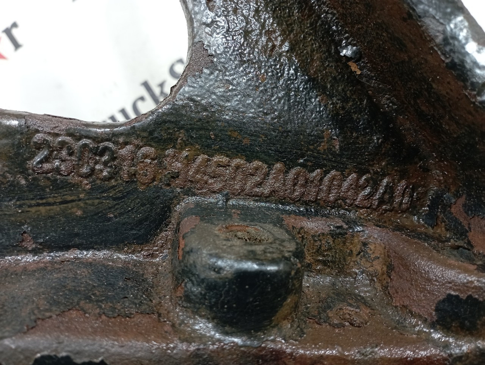 Кронштейн кабины правый 2023г.