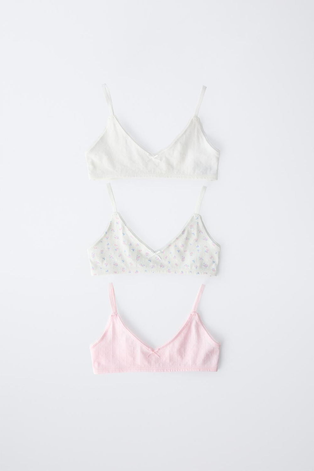 ZARA НАБОР ИЗ 3 ТОПОВ С РЕЛЬЕФНЫМ УЗОРОМ «ЦВЕТЫ», РАЗНОЦВЕТНЫЙ