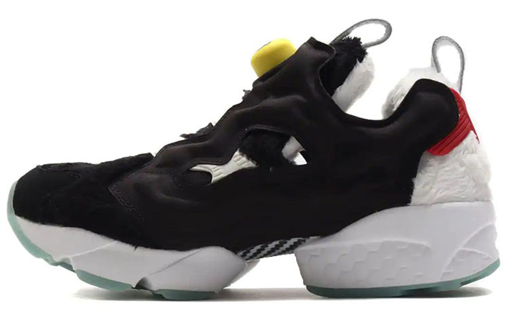 Кроссовки Doraemona X Reebok Instapump Fury