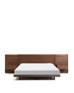 Кровать Norlen с 2 тумбочками из орехового шпона с темной отделкой LED 180 x 200 см