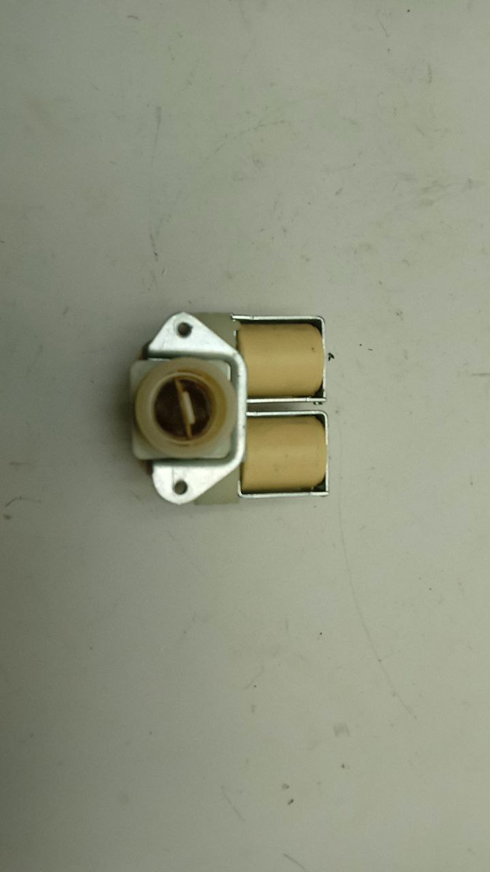 WF-S1061 кт3 Клапан подачи воды для стиральных машин Samsung DC62-00024F б/у