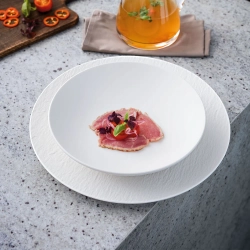 Villeroy & Boch Производство набора тарелок Rock Blanc на 2 персоны. 10-4240-2620 + 10-4240-2536 + 10-4240-2640