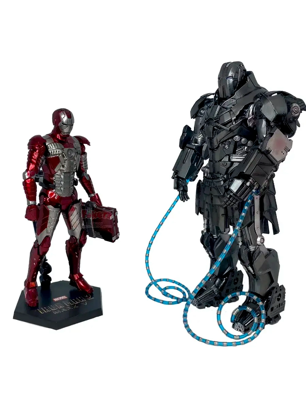 Набор в кейсе Железный человек Iron Man Suitcase Марвел