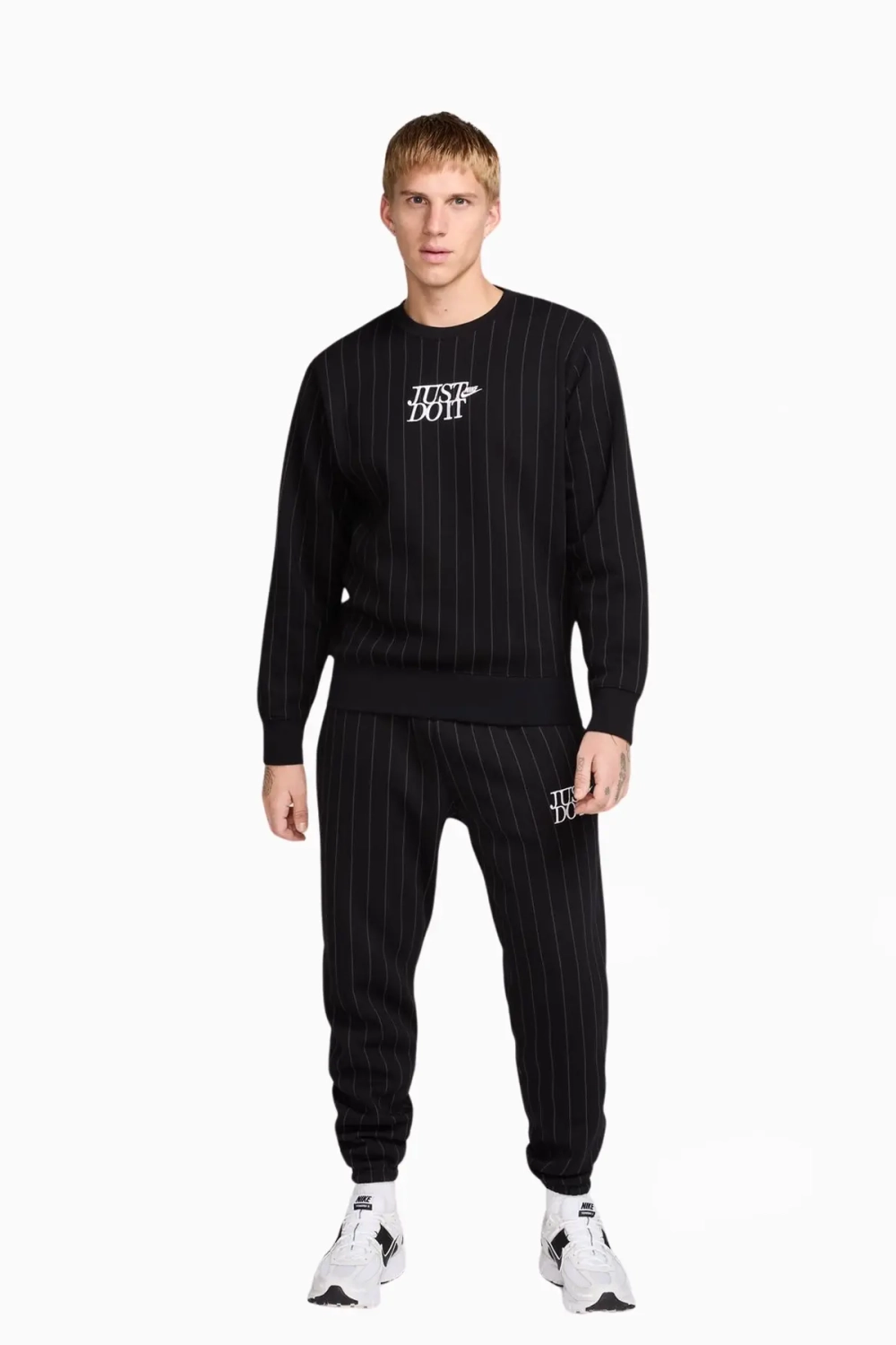 Кофта Nike Sportswear Club - черный